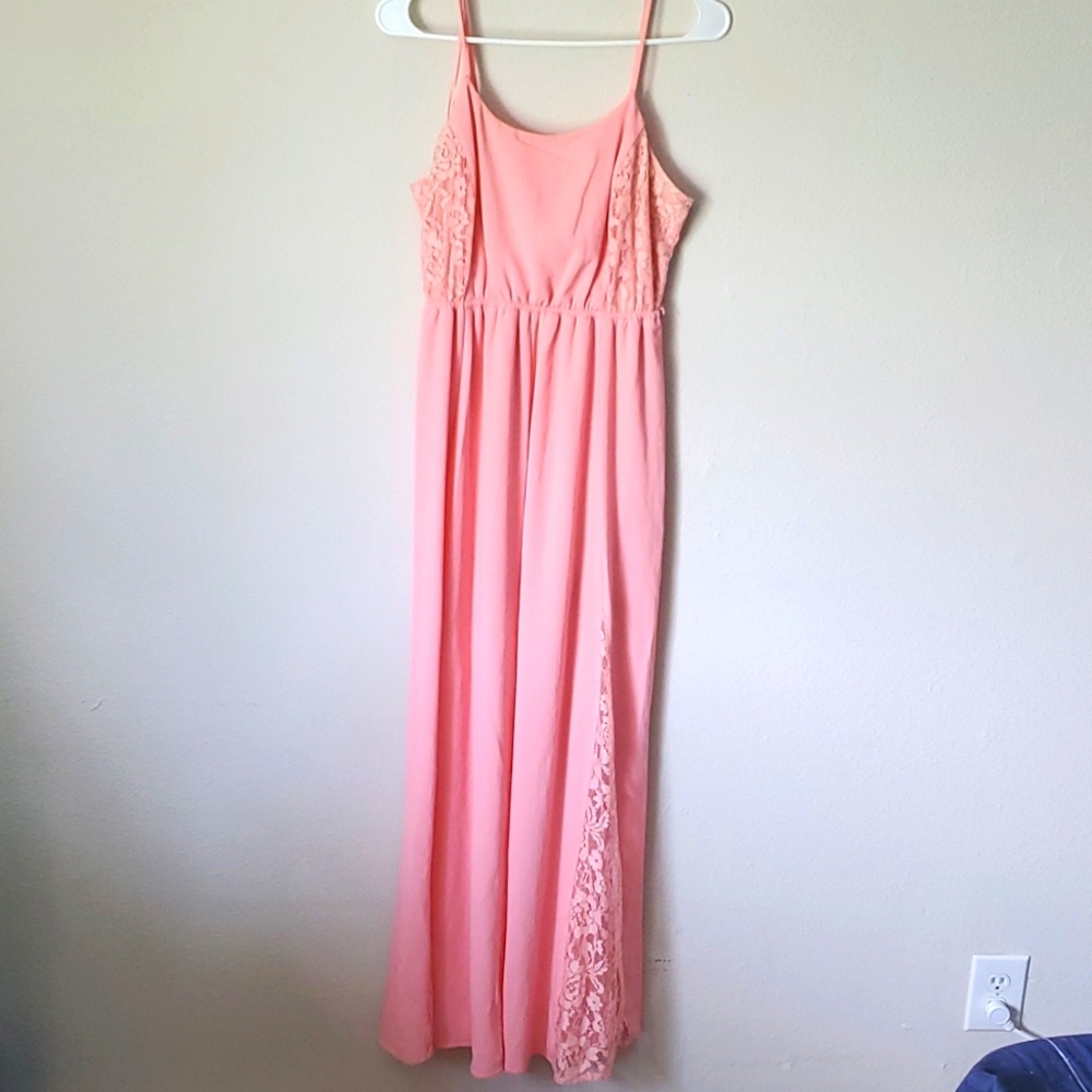 Dress - Picture 2 of 4